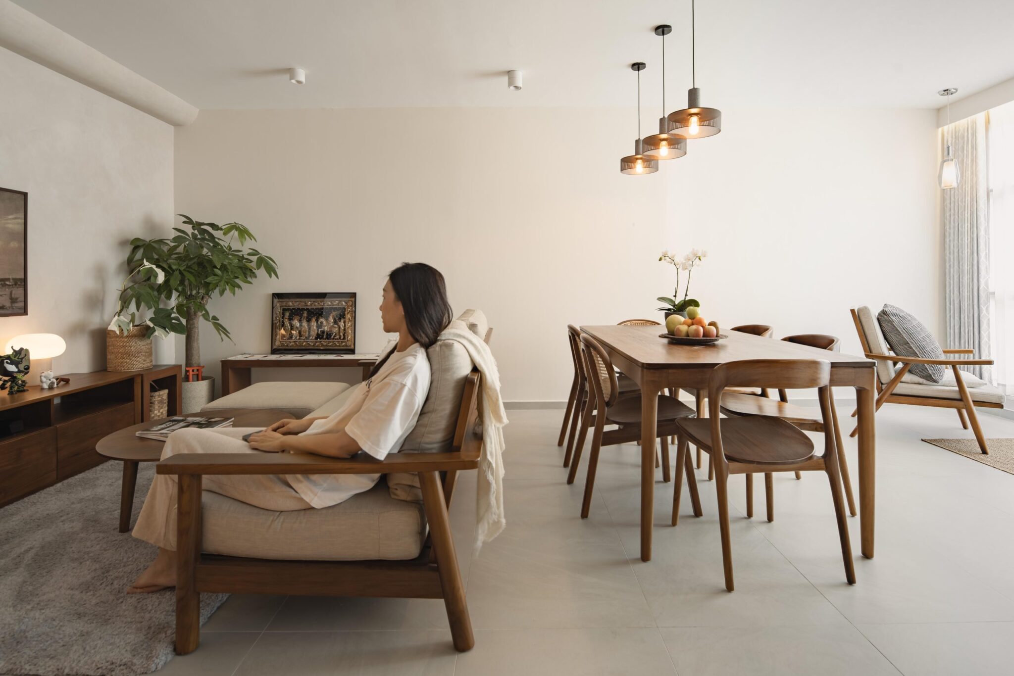 Open, Light & Luxe: Creative Spatial Design Lessons for HDB Interior ...
